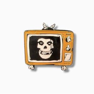 Retro TV Misfits Enamel Pin